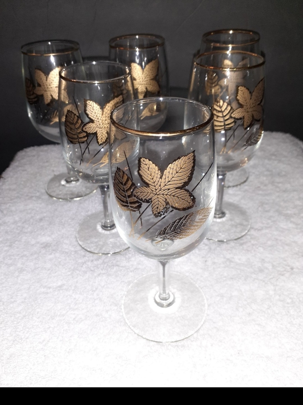 Libbey Elegant Gold Leaf Wine Glasses - Set of 6